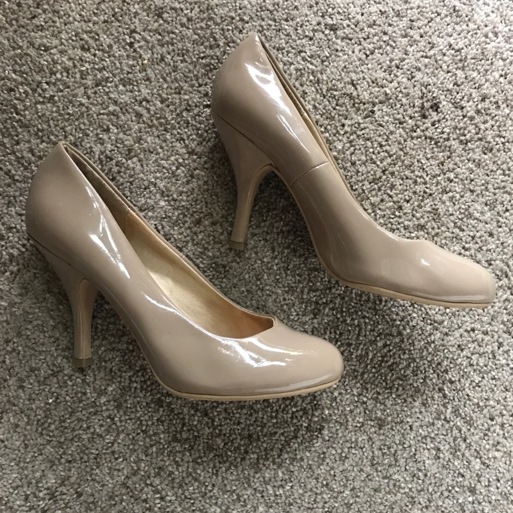 Chinese Laundry Nude Heels
